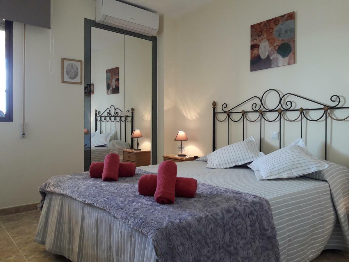 Andalucia 57 Apartment เอสเตโปนา ภายนอก รูปภาพ